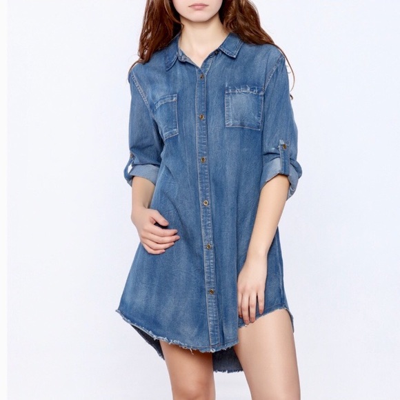LARA Dresses & Skirts - LARA   CHAMBRAY BUTTON FRONT SHIRT DRESS